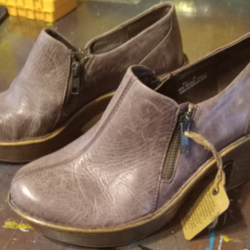 Born Women's Ankle Boots in Gray - Picture 2 of 8